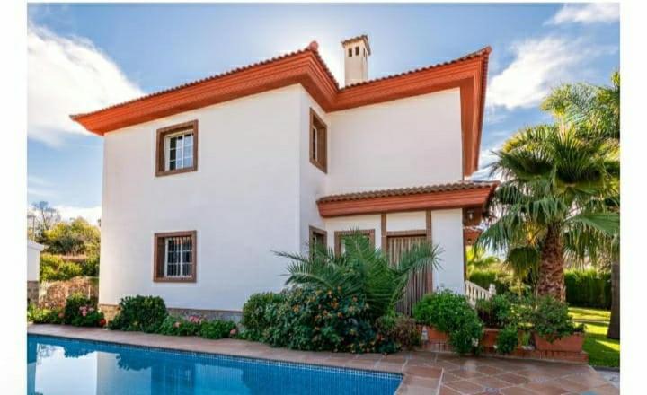 Cuatro Flores Holiday home